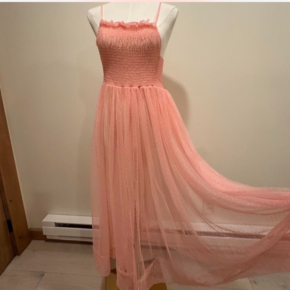Elegant Pink Maxi Dress